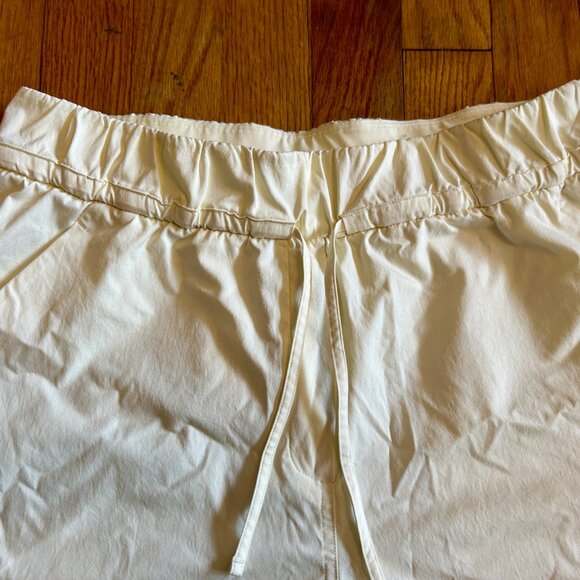 Lululemon Cinchable Waist High Rise Woven Short 3.5" Size Medium - Picture 11 of 15